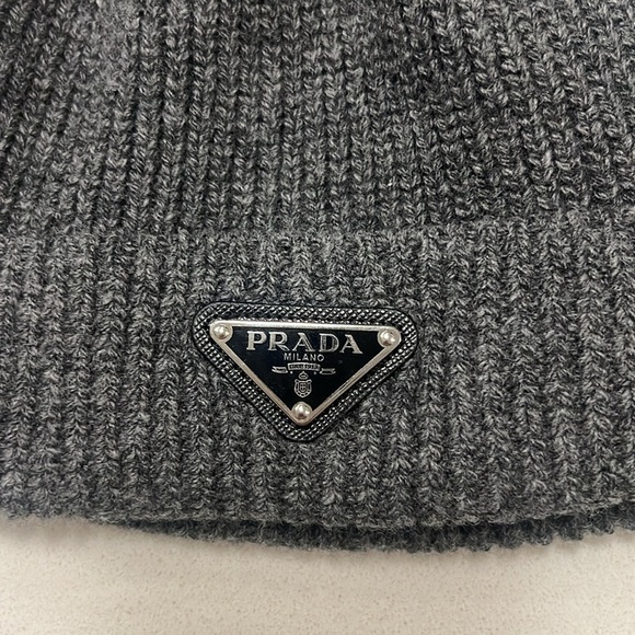 Prada Wool and cashmere beanie - Picture 5 of 10